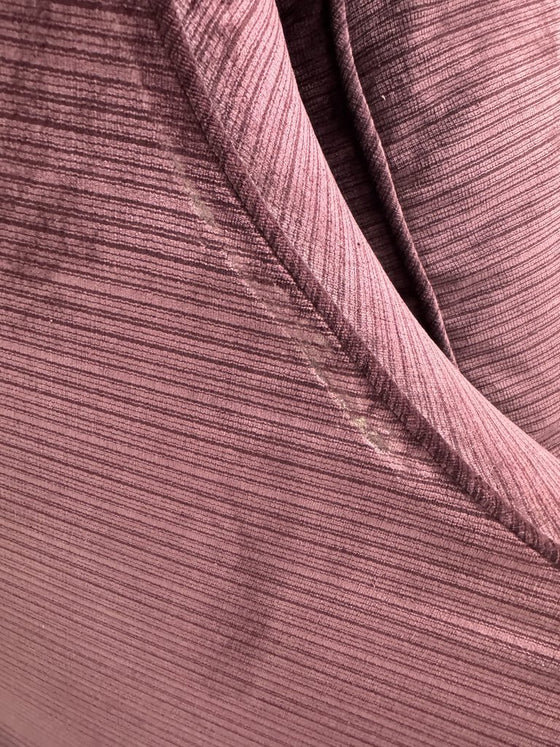 Chenille Fabric w/Skirt Hemming