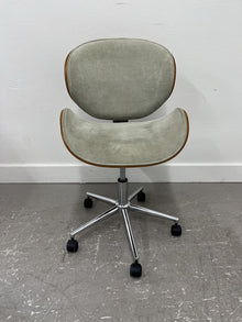  Hydraulic Upholstered Office Chair
