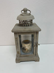  Wooden Lantern/Birch Candle