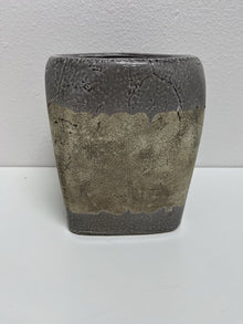  2 Tone Gray Pottery Planter