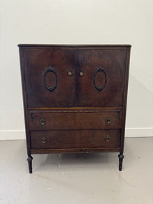  Antique Gentlemen's Chest, 5 Drawers