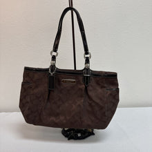  Signature Tote Shoulder Bag