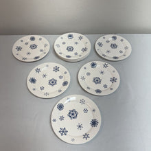  Snowy Days Snowflake Plates