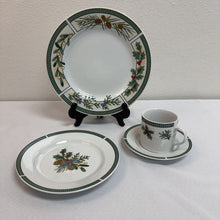  Fairfield Winterberry Place Setting