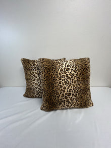  Faux Fur Leopard Pillow Set