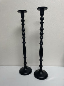  Set of 2 Candle Holders