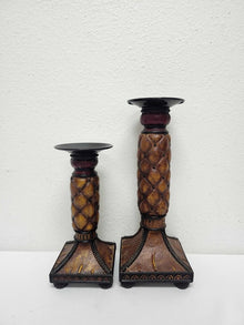  Set of 2 Candle Holders