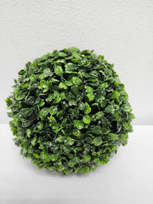  Frosted Boxwood Ball