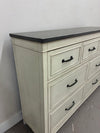 Martin Svensson Dresser